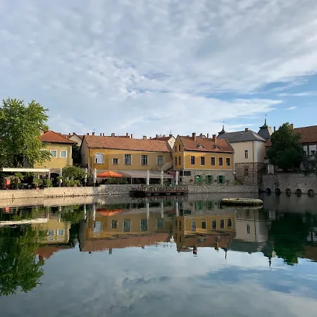 Negy Evszak Apartman-