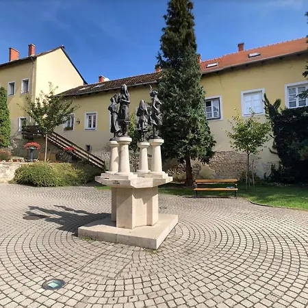 Negy Evszak Apartman- Daire Tapolca