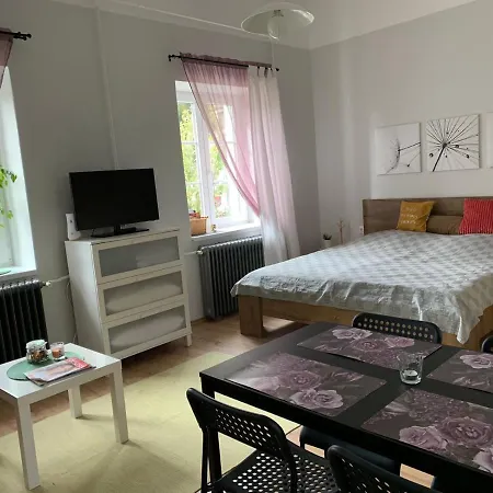 Negy Evszak Apartman- Apartment Tapolca